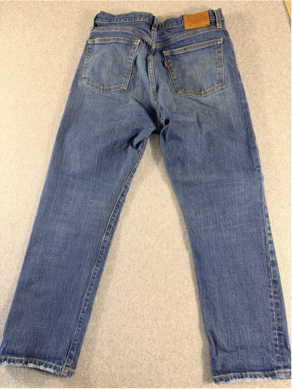 Levi’s 501 Jeans W28 L26 Button Fly Medium Wash Straight Denim Distressed - Picture 3 of 10